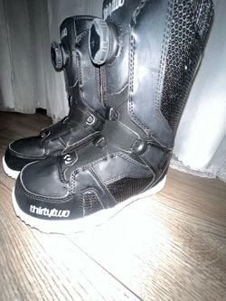 We 7, ThirtyTwo STW Double BOA Snowboard Boots - Black/White - Excellent Condition
