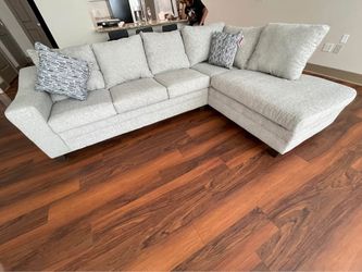 😍 Brand New Light & Dark Gray L-Shaped Sectional Sofa Couch with Chaise & Pillows | Pickup & Delivery 🚚