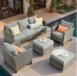 Patio furniture set outdoor new in the box