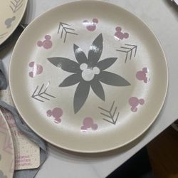 Disney Mickie Mouse Homestead Icon Salad Plates Set Of 4