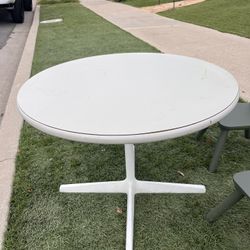 Mid Century Kids Table And Chairs