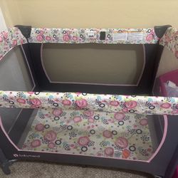 Play Pen / Sleeper 