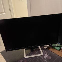 24” HP/Samsung Monitors