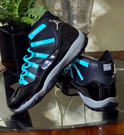 Air Jordan 11