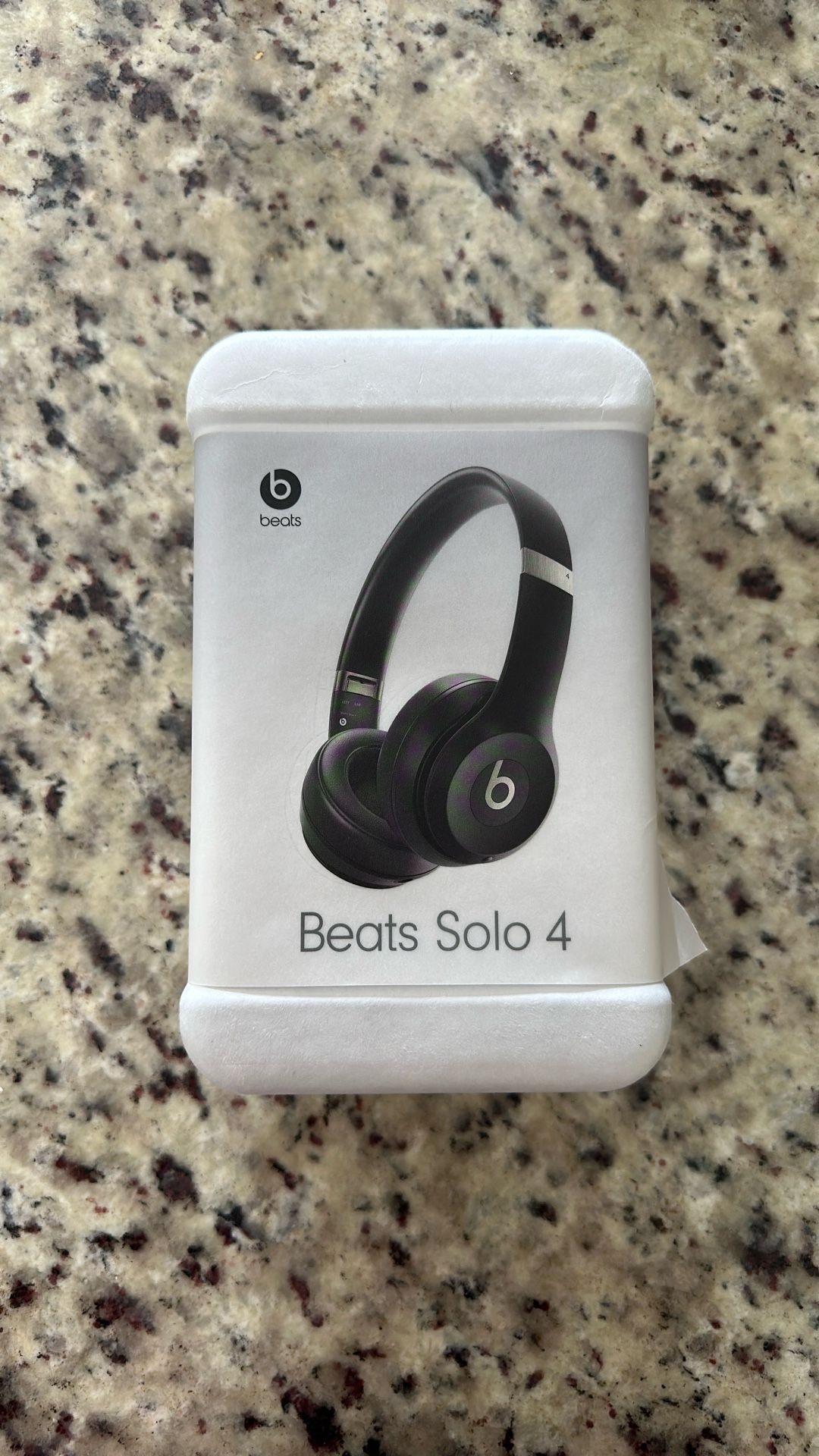 Beats Solo 4