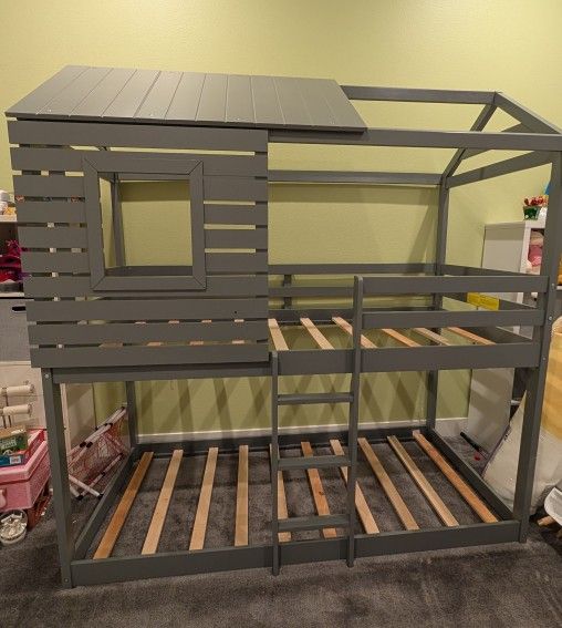 Twin Bunk Beds