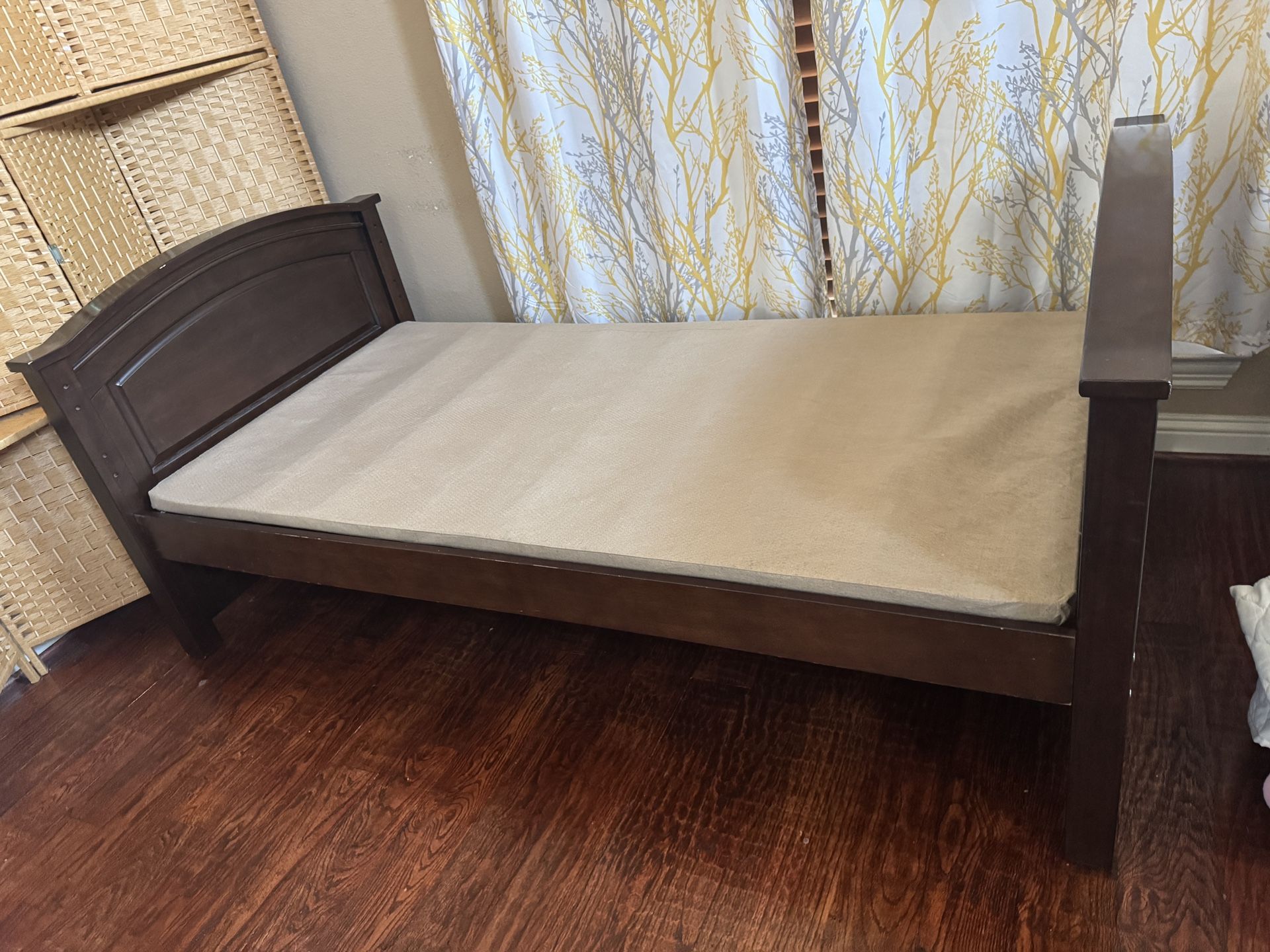 Twin Bed Frame 