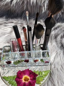 Makeup Holders