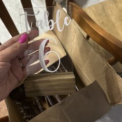 Custom Acrylic Table Signs 