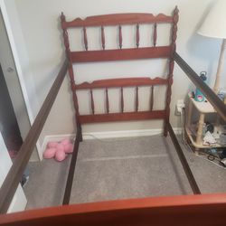2 Twin Bed With Head And Foot Board