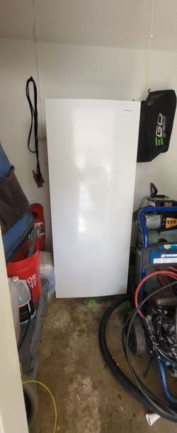 Frigidaire 13 Cu. Ft. Upright Freezer