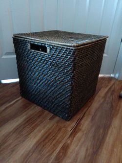 Pottery barn basket