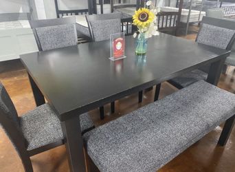 Dining Table Set