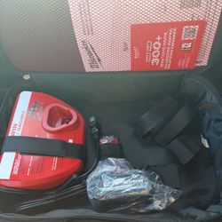 M12 Milwaukee 5.0 High output Battery 🔋 Charger And Case New 