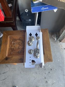 Kwikset Front Door Lock Set!