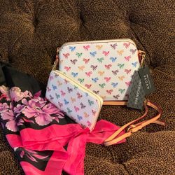 Christmas Gift For Her Handbag Set Vegan Leather Bee Printed 