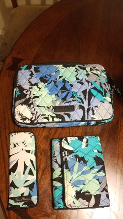 Vera Bradley Set Ipad Cover, Wallet, Glasses Case