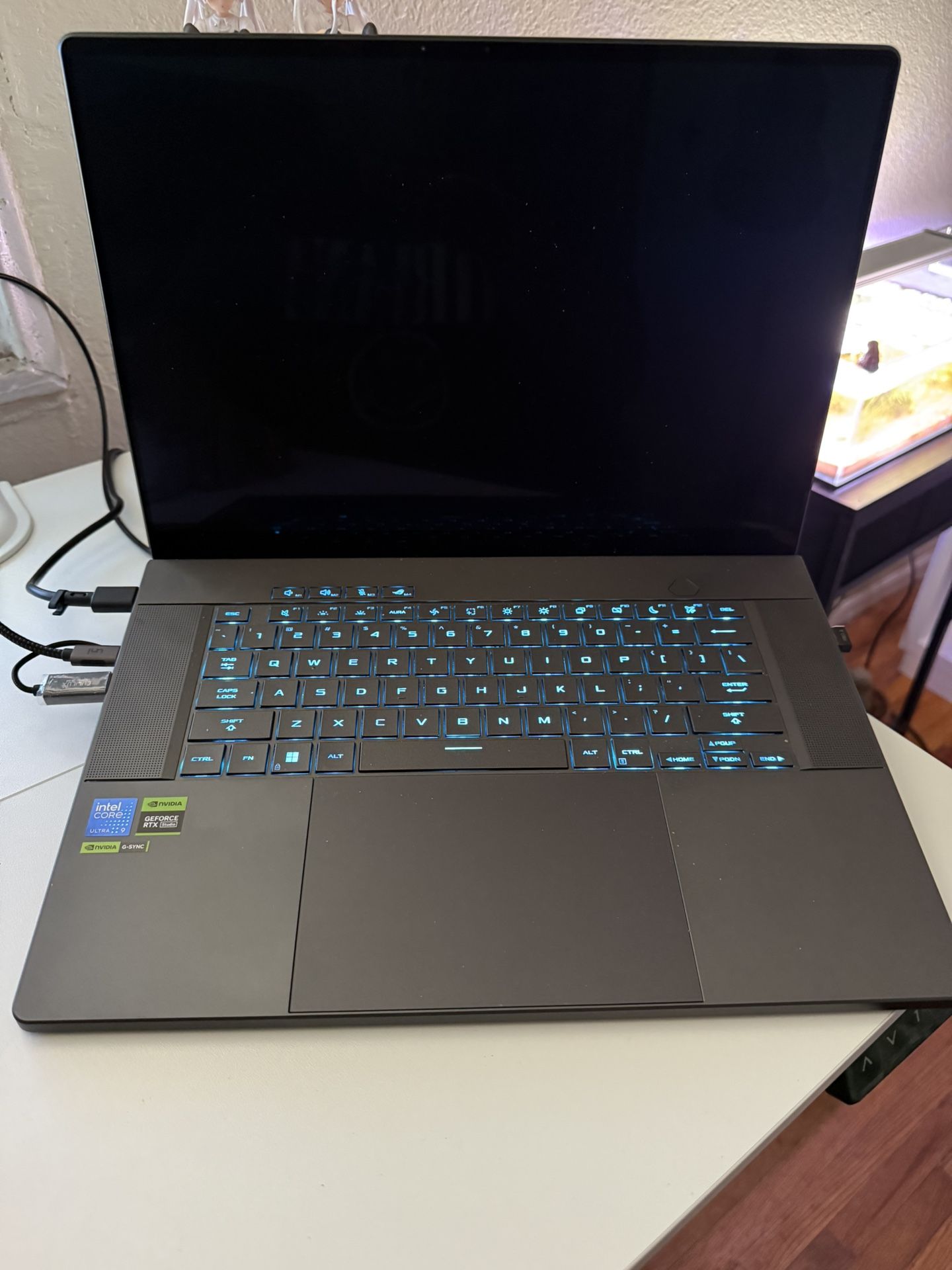 Asus G16 Oled 4070