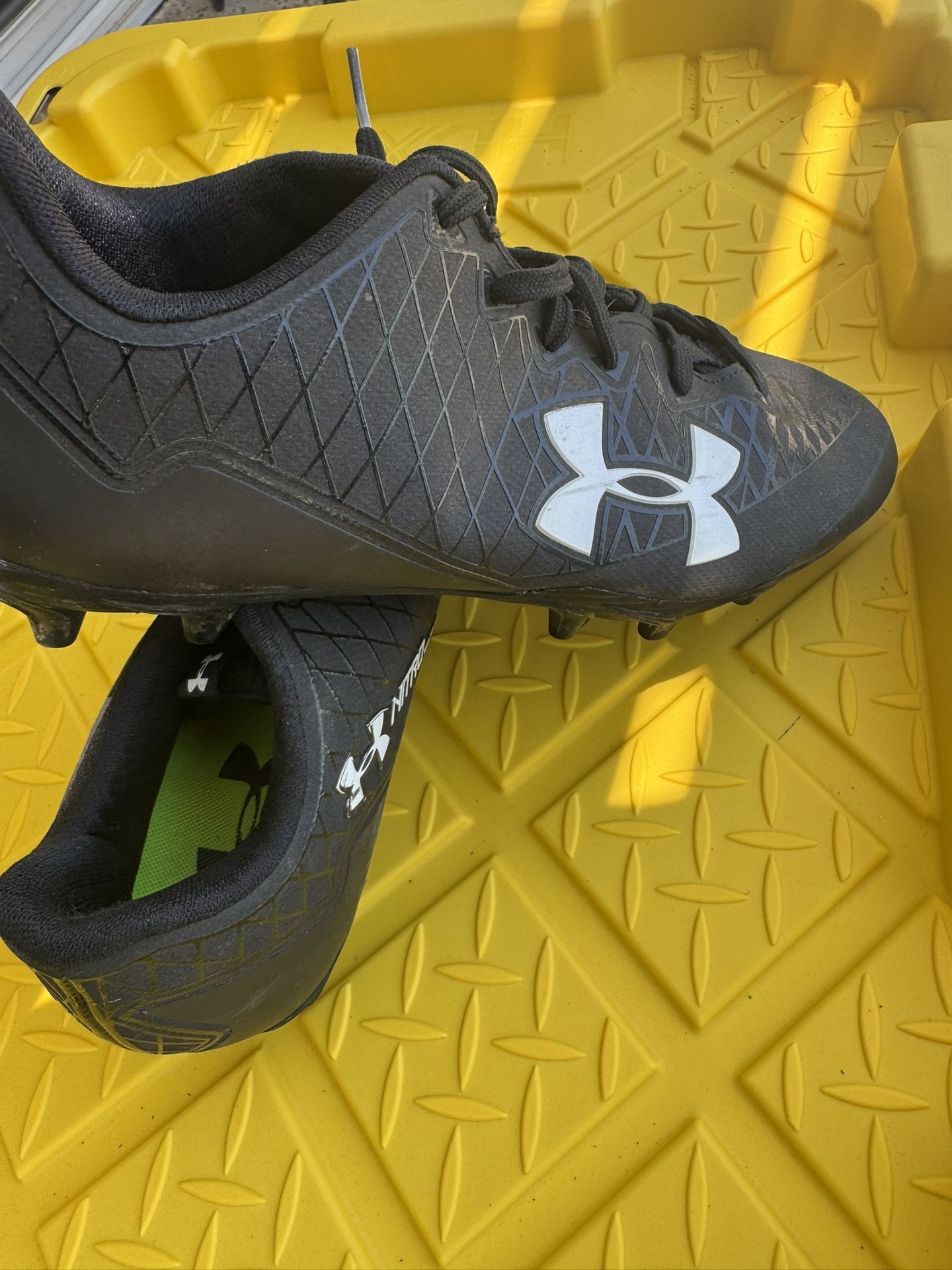 Under Armour Nitro Football Cleats