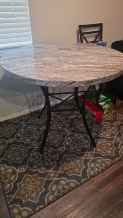 Dinning table with 4 chairs