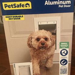 PetSafe Aluminum Pet Door: BRAND NEW