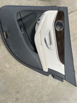 15-18 Mercedes Benz C Class Door Panels Front Passenger Side And Rear Passenger Side Complete!!!
