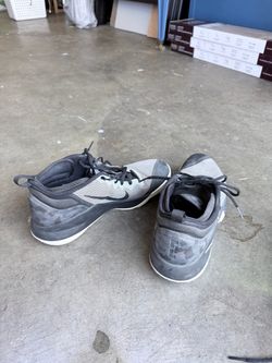 Men’s size 13 basketball shoes