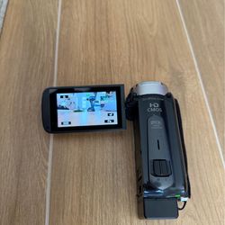 Canon Vixia HF R40 Camcorder