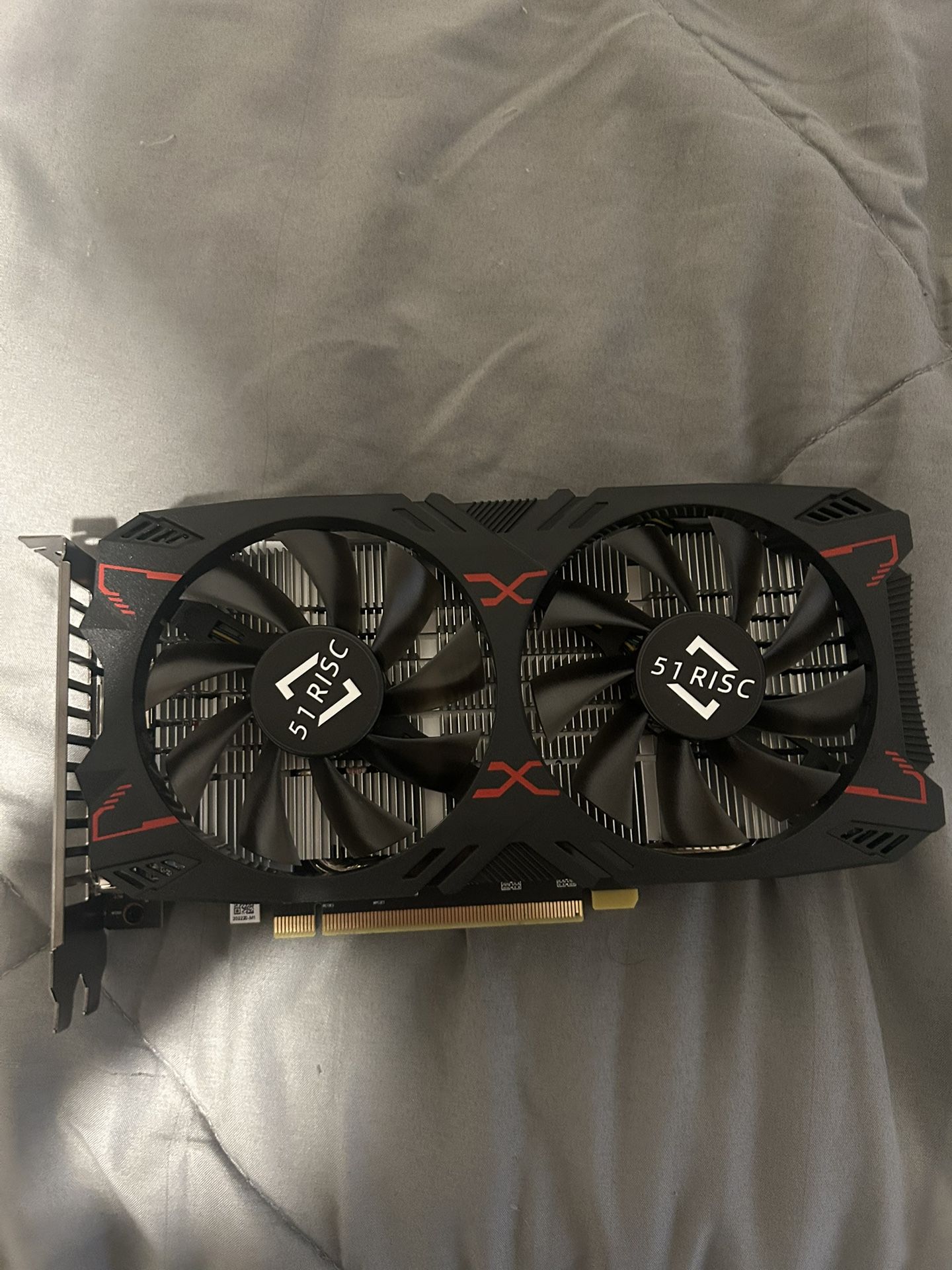 RX 5500 Graphics Card, TDP 150W 8GB GDDR6 128bit PCIe 4.0 Metal-Backplate HDMI DP Gaming Video Card for Desktop (Radeon RX 5500 8GB)