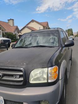 2003 Toyota Sequoia