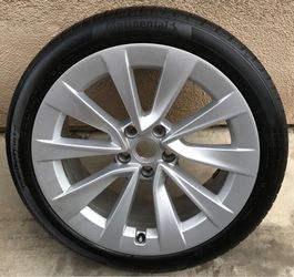 1 Tesla Model 3 Sport wheel 19” wheel