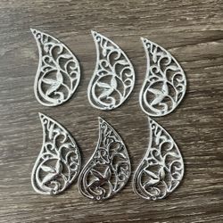 Brand New Silver Colored Necklace/Jewelry Pendant Pieces