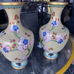 Dos Bases Muy Bonitos