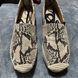 Women Shoes 