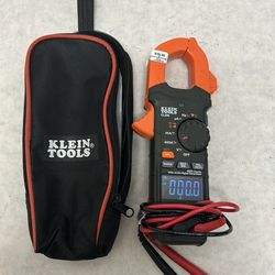 Klein CL90 multimeter tester with cables in case