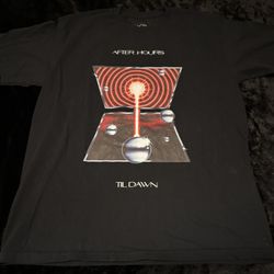 Mens Large 2022 The Weeknd XO After Hours Till Dawn Tour Tshirt