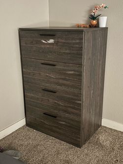 Dresser - Like New