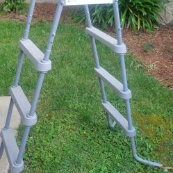 3 Step pool ladder 