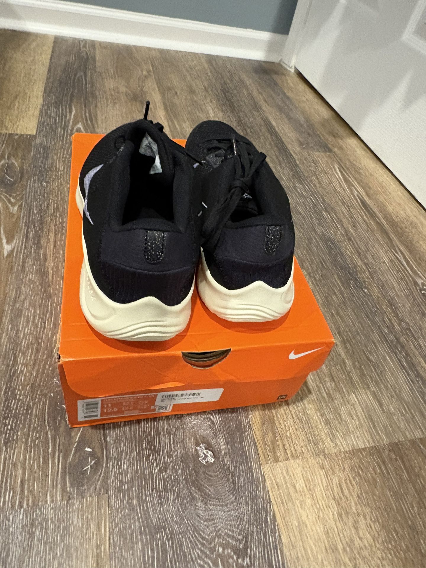 Nike Running Shoes 