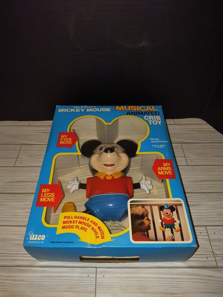 Illco Walt Disney's Mickey Mouse Kids Vintage Musical Animated Crib Toy