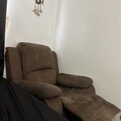 Recliner Chair 