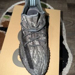 Yeezy 350 V2 Moxed Dark Salt *used Sz 11.5