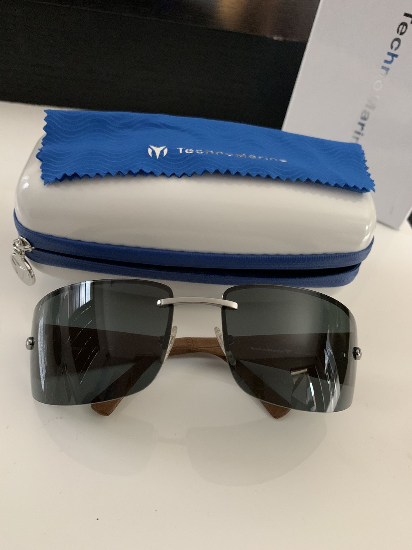 TECHNOMARINE SUNGLASSES 😎! BIG BIG SALE ( THREE)