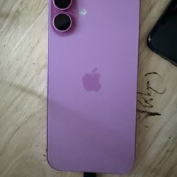 iPhone 16 Plus