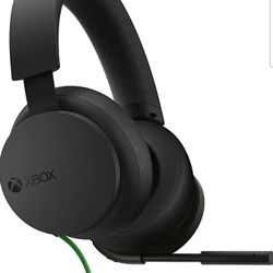 Xbox Stereo Headset for Xbox Series X|S, Xbox One, and Windows 10 Devices

