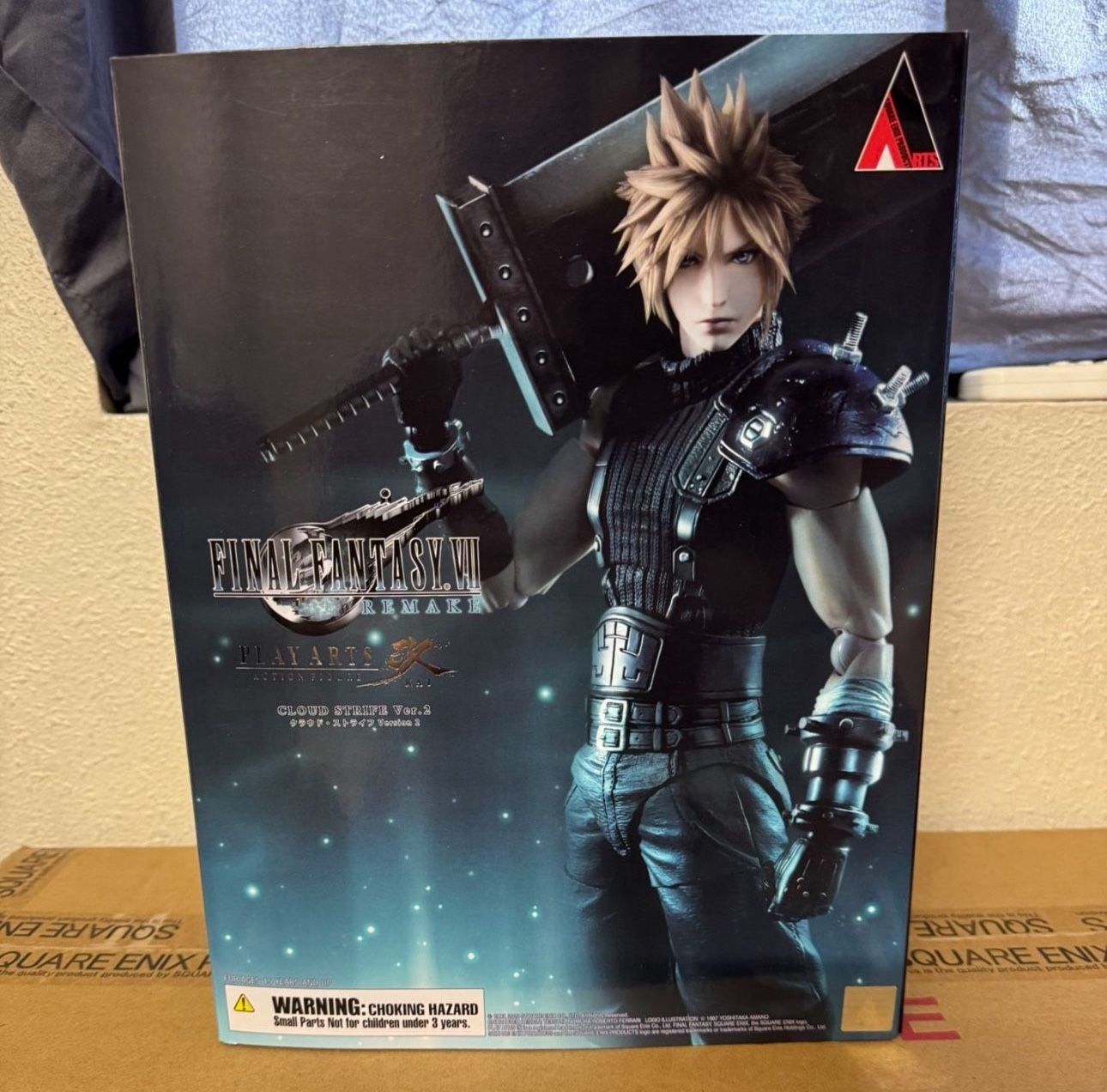 Play Arts Kai Cloud Remake