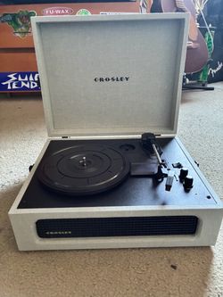 Crosley Voyager Record Player