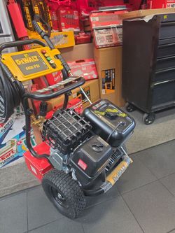 DeWalt 4400psi pressure washer, Financing available