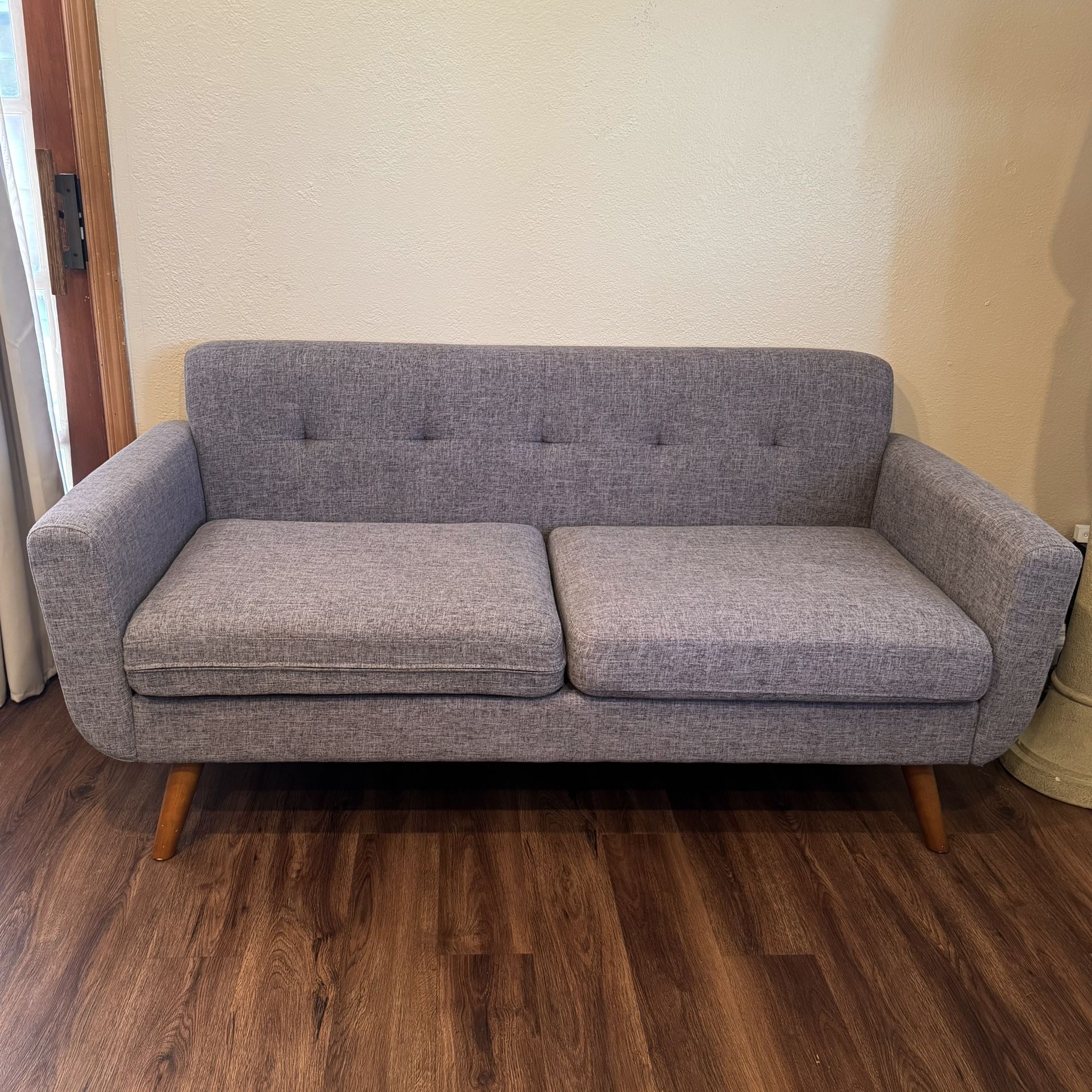 Love Seat Couch/Sofa