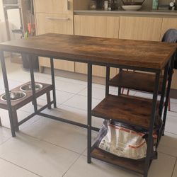 Kitchen Table/ Dining Table/ Table 